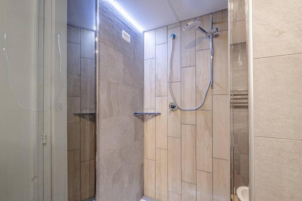 Modern Apartment At San Giovanni Roma Exterior foto